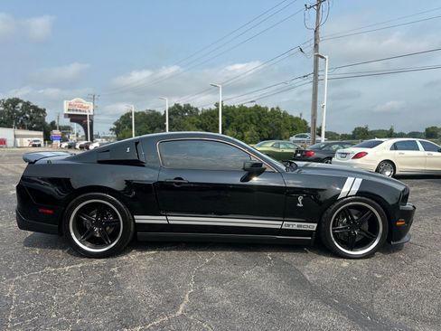 Used 2010 Ford Mustang Shelby GT500 RWD image 6