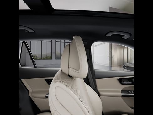 Certified 2026 Mercedes-Benz GLC 300 4MATIC image 43