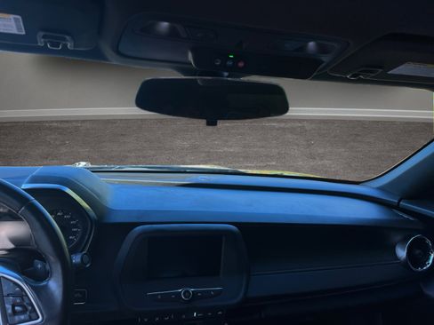 Used 2021 Chevrolet Camaro LT image 35