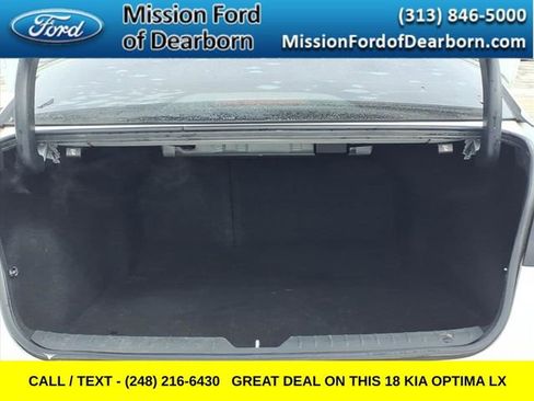 Used 2018 Kia Optima LX w/ 17" Alloy Wheels Package image 8