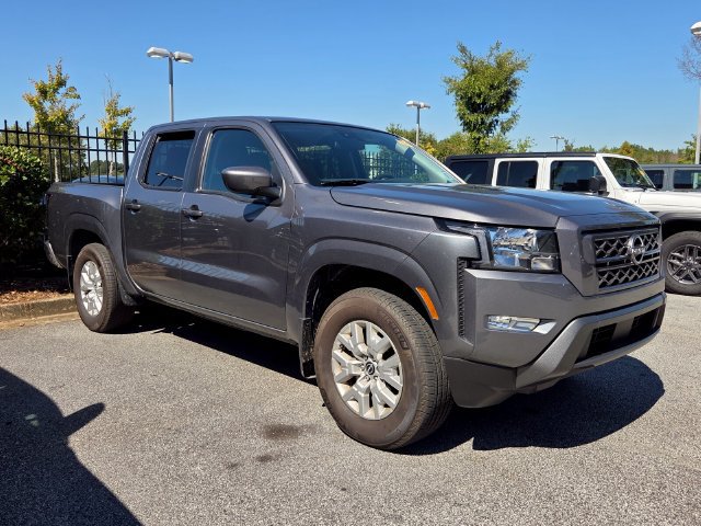 Used 2024 Nissan Frontier SV w/ SV Convenience Package RWD image 3