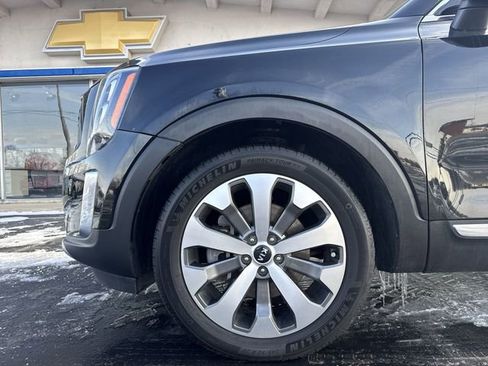 Used 2021 Kia Telluride EX w/ EX Premium Package image 34