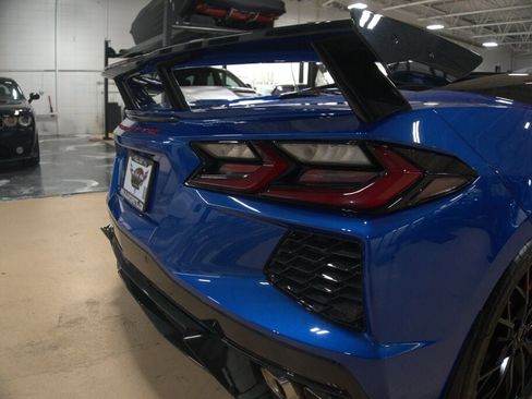 Used 2023 Chevrolet Corvette Stingray Preferred Conv w/ Battery Protection Package image 21