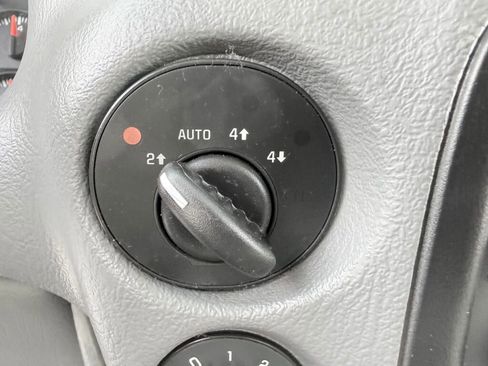 Used 2005 Chevrolet TrailBlazer LS w/ LS Preferred Equipment Group image 14