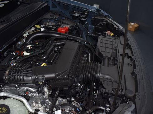 New 2025 Ford Maverick Lariat w/ 4K Tow Package AWD/4WD image 18