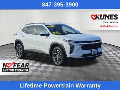 Used 2025 Chevrolet Trax LT