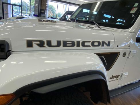 New 2025 Jeep Wrangler Unlimited Rubicon 392 image 16