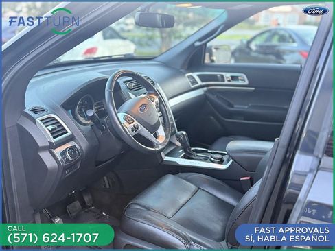Used 2015 Ford Explorer XLT w/ Equipment Group 202A AWD/4WD image 20