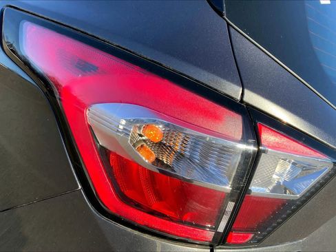 Used 2017 Ford Escape S image 28