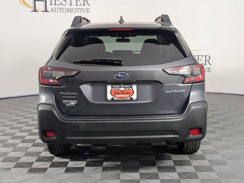 Used 2023 Subaru Outback Premium AWD/4WD image 6