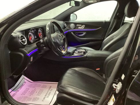 Used 2017 Mercedes-Benz E 300 4MATIC image 12