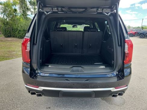 New 2026 GMC Yukon XL Denali w/ Sun & Power Step Package AWD/4WD image 5