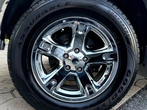 Used 2011 Dodge Nitro SXT image 47