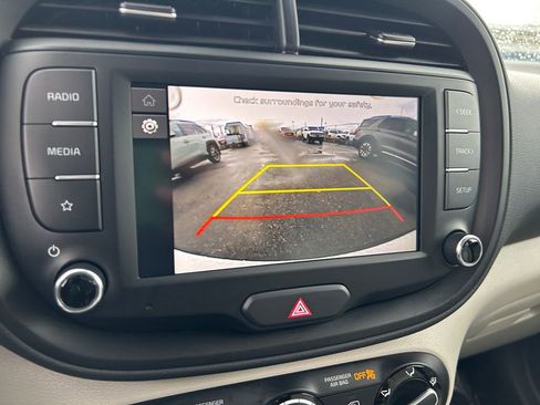 Used 2025 Kia Soul S FWD image 20