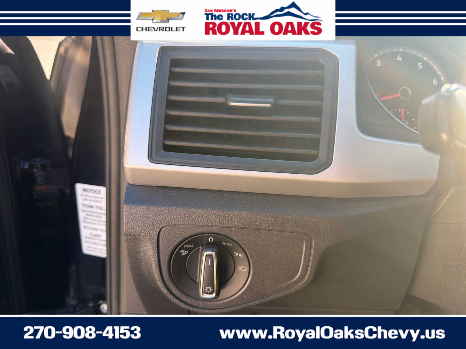 Used 2021 Volkswagen Atlas Cross Sport SE FWD image 21