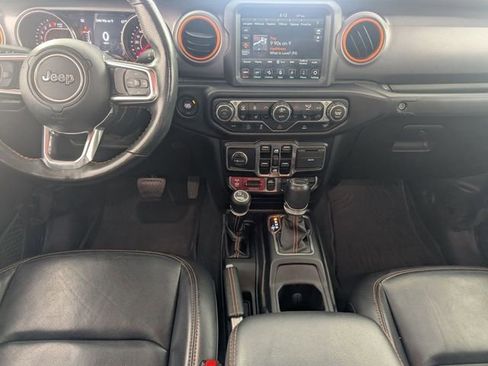 Used 2022 Jeep Gladiator Mojave w/ Cold Weather Group AWD/4WD image 26