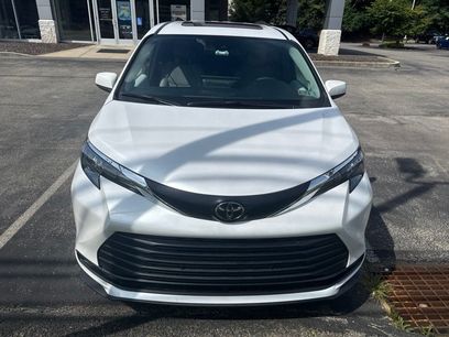 Certified 2026 Toyota Sienna XLE