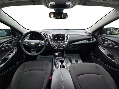 Used 2021 Chevrolet Malibu LT FWD image 12