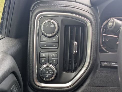 Used 2021 GMC Sierra 2500 Denali w/ Denali Ultimate Package image 24