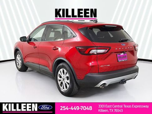 Used 2025 Ford Escape Active w/ Tech Pack #1 FWD image 6