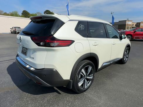 Used 2023 Nissan Rogue SL w/ SL Premium Package AWD/4WD image 8