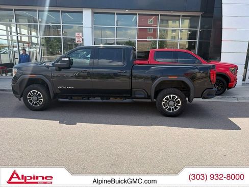 Used 2022 GMC Sierra 2500 AT4 AWD/4WD image 3