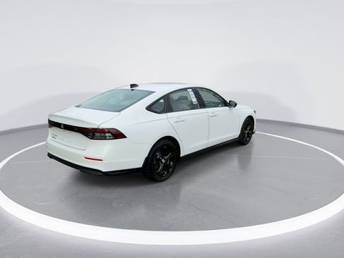 Used 2025 Honda Accord SE image 8