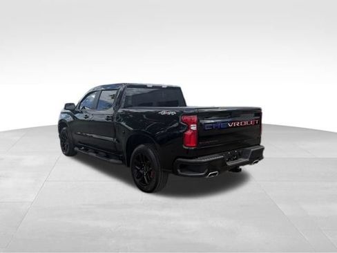 Used 2022 Chevrolet Silverado 1500 RST w/ Redline Edition AWD/4WD image 5