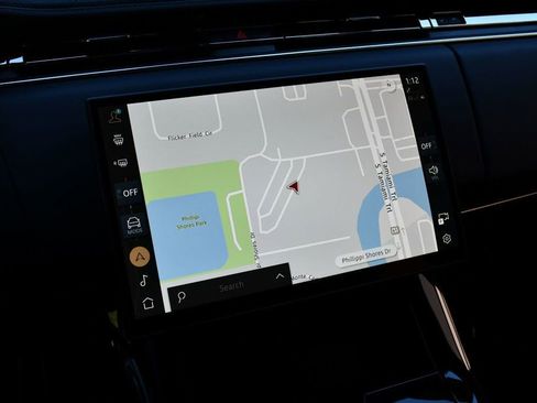 Used 2024 Land Rover Range Rover Sport Dynamic SE image 12