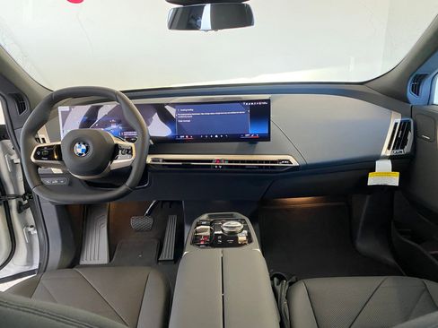 New 2026 BMW iX xDrive45 image 15