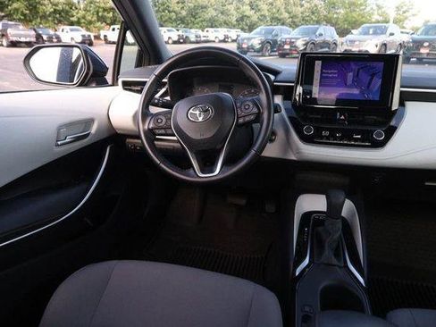 Used 2024 Toyota Corolla SE FWD image 21
