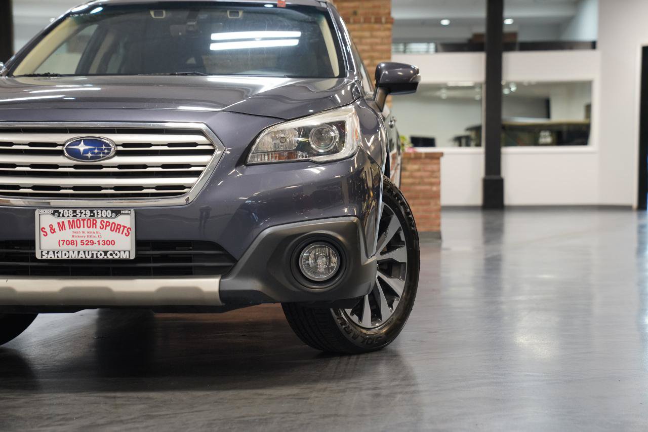 Used 2017 Subaru Outback 2.5i Limited AWD/4WD image 2
