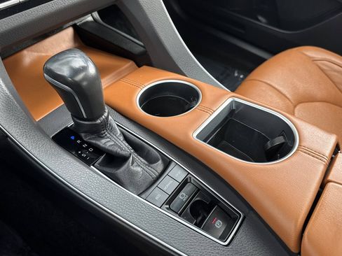 Used 2019 Toyota Avalon Limited w/ Advanced Safety Package FWD image 22
