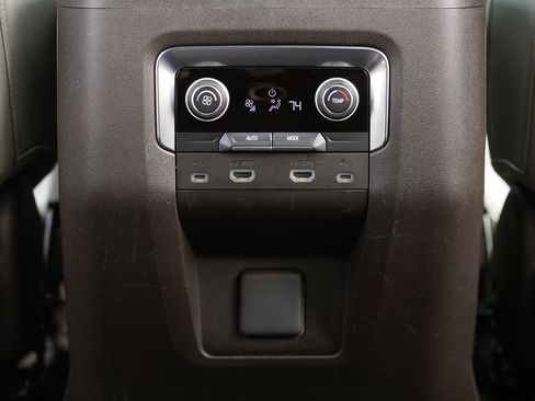 Used 2021 Chevrolet Suburban LT w/ Rear Media and Nav Package RWD image 12