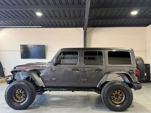 Used 2018 Jeep Wrangler Unlimited Rubicon AWD/4WD image 5