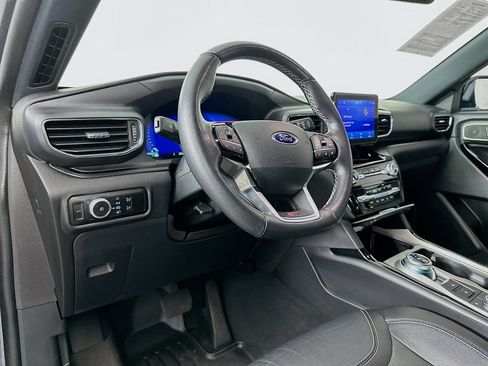 Used 2023 Ford Explorer ST AWD/4WD image 9