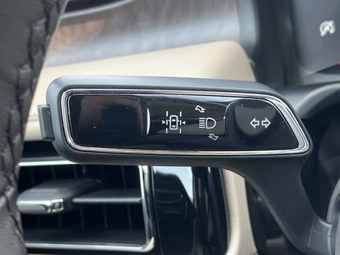Used 2024 Lincoln Aviator Reserve w/ Equipment Group 201A AWD/4WD image 38