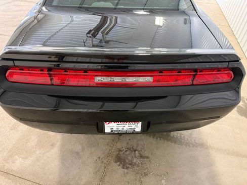 Used 2013 Dodge Challenger R/T RWD image 16