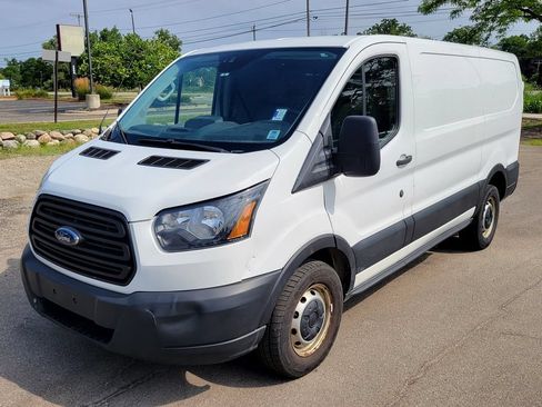 Used 2019 Ford Transit 150 130 Low Roof RWD image 1