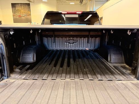 Used 2024 Chevrolet Silverado 1500 LT Trail Boss w/ Convenience Package II image 24