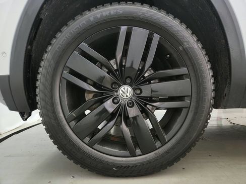 Used 2019 Volkswagen Atlas SEL Premium AWD/4WD image 40