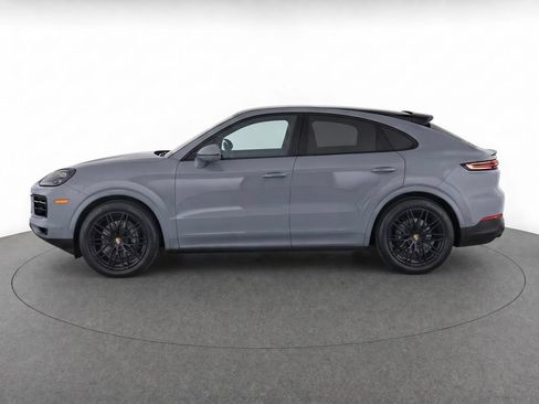 Used 2024 Porsche Cayenne Coupe AWD/4WD image 6
