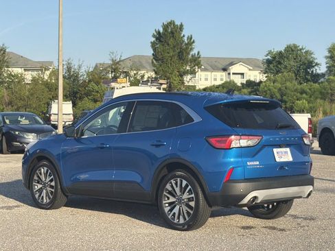 Certified 2020 Ford Escape Titanium FWD image 6