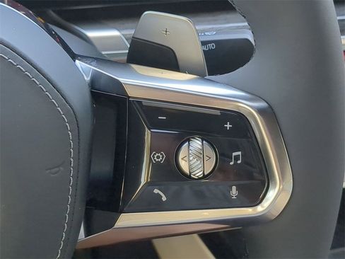 New 2026 BMW 760i xDrive w/ Premium Package image 27