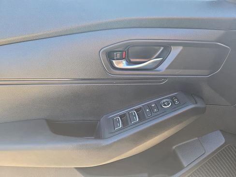 Used 2025 Honda Accord LX image 15