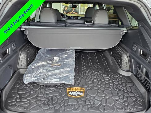 Used 2025 Subaru Outback Wilderness AWD/4WD image 17