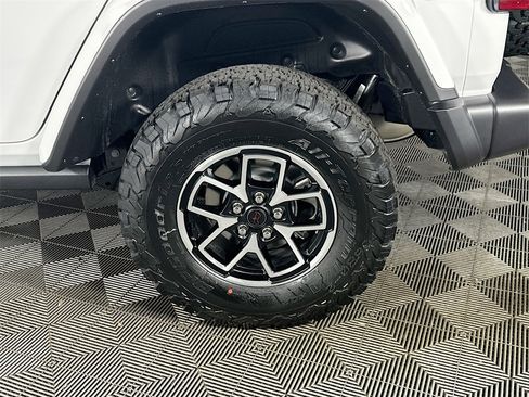 New 2026 Jeep Wrangler Unlimited Rubicon image 16