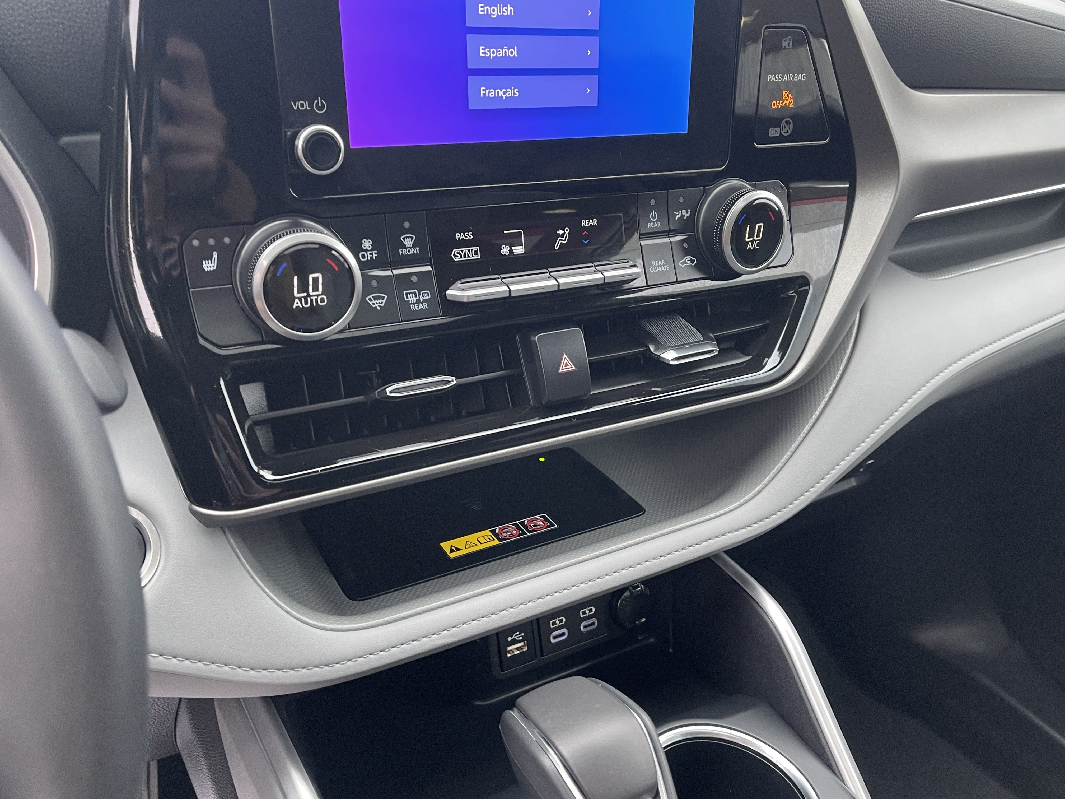 Certified 2025 Toyota Highlander XLE AWD/4WD image 24