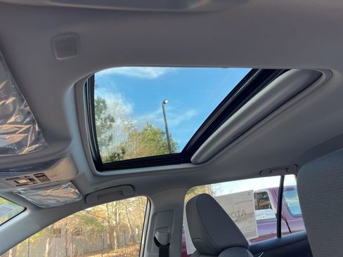 New 2025 Toyota RAV4 XLE image 20