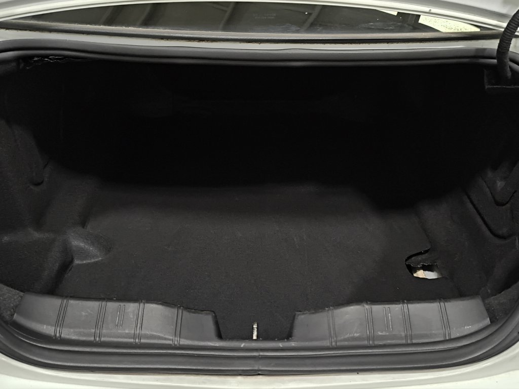 Used 2016 Chevrolet Camaro SS RWD image 23